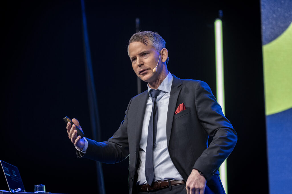 Futurist Henrik Larsson Broman knows exactly how to navigate companies through uncertain times.