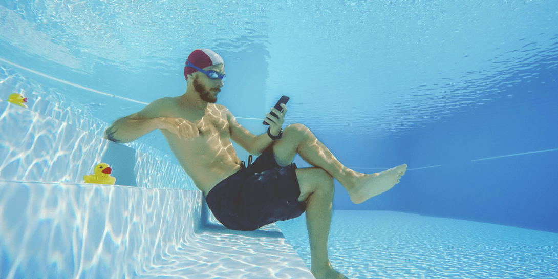 Ny analyse: Næsten hver anden danske leder arbejder i ferien